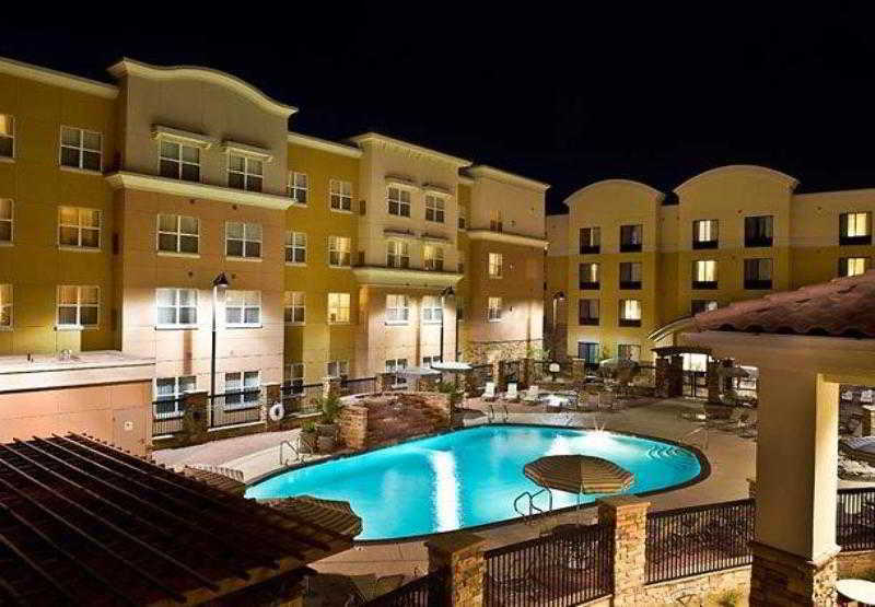 Springhill Phoenix Sports & Entertainment District 3*